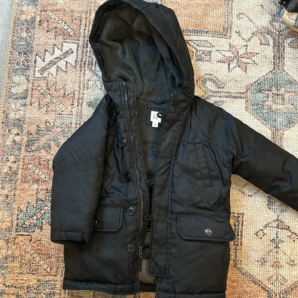 Size 4t gender neutral baby gap insulated coat